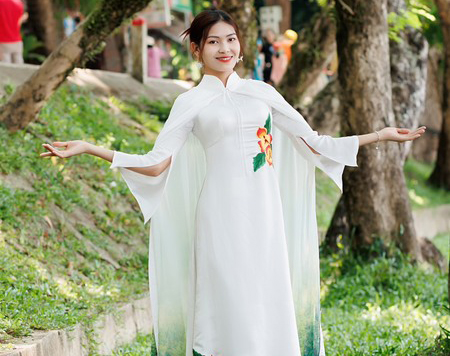 dịch vụ thuê áo dài chụp hình tại Tam Kỳ